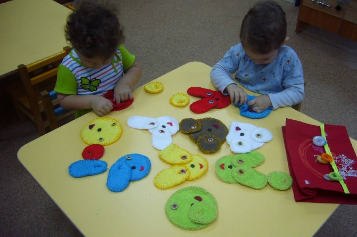 Малоподвижные игры для детей 3-4 лет в детском саду с целями: картотека игр, рекомендации воспитателя