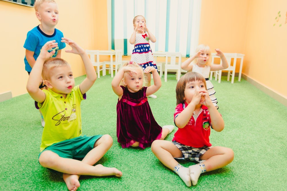 Логоритмика для детей: упражнения, методы, занятия для детей 2–3, 4–5 лет